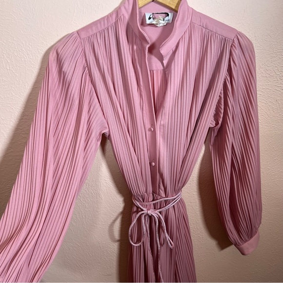 Vintage 60 70 Retro Micro Pleated Pink Balletcore High Collar Secretary Dress - Picture 8 of 17